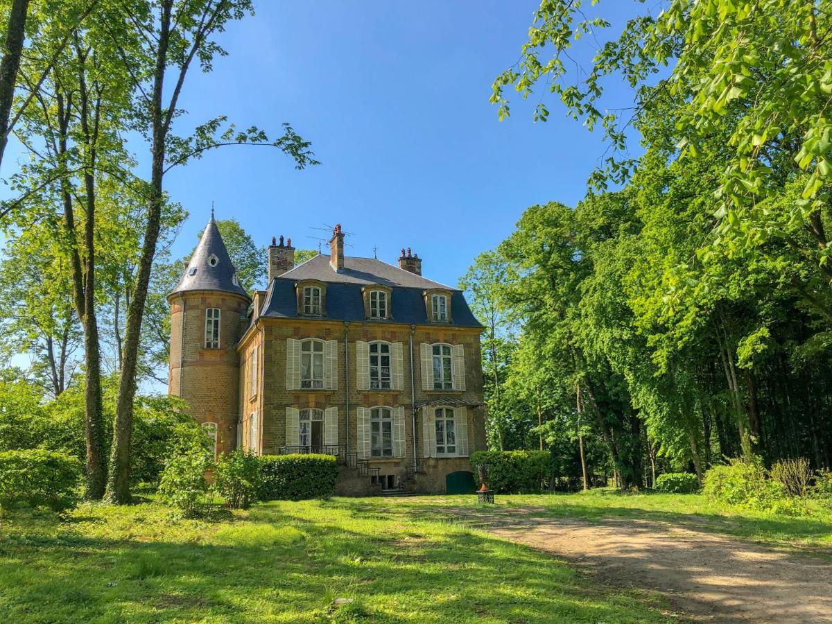 Private Castle With Park - Chateau Guillermo La Moncelle Экстерьер фото