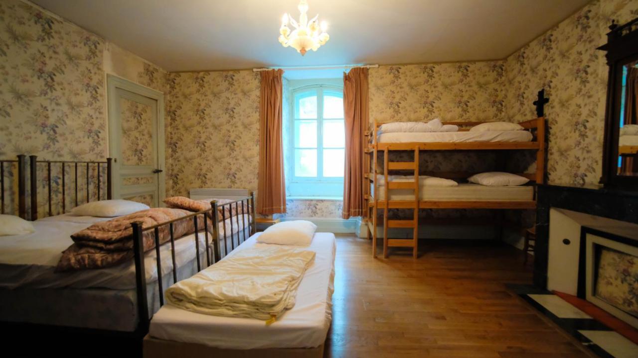 Private Castle With Park - Chateau Guillermo La Moncelle Экстерьер фото