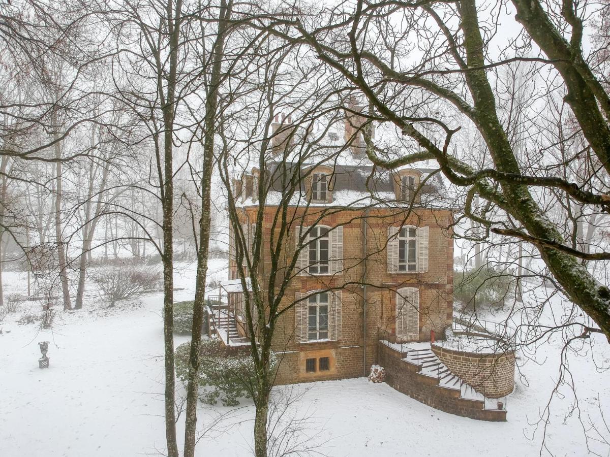 Private Castle With Park - Chateau Guillermo La Moncelle Экстерьер фото
